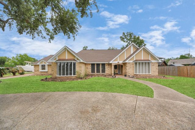 2514 Loganberry Circle, Seabrook, TX 77586