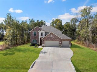 11764 Oakwood Ranch Drive, Willis, TX 77378