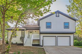 107 Hampton Drive, Dallas, GA 30132