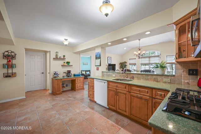 64 Appletree Road, Howell, NJ 07731