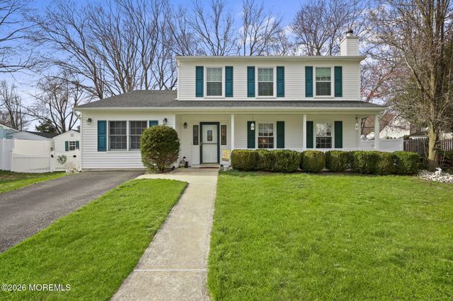 64 Appletree Road, Howell, NJ 07731