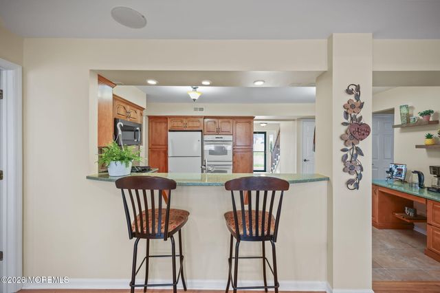 64 Appletree Road, Howell, NJ 07731