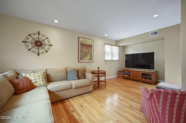 64 Appletree Road, Howell, NJ 07731