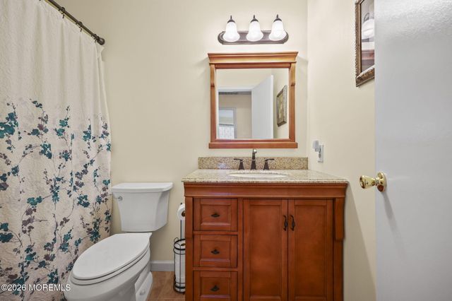 64 Appletree Road, Howell, NJ 07731