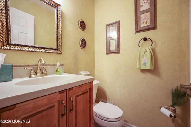 64 Appletree Road, Howell, NJ 07731