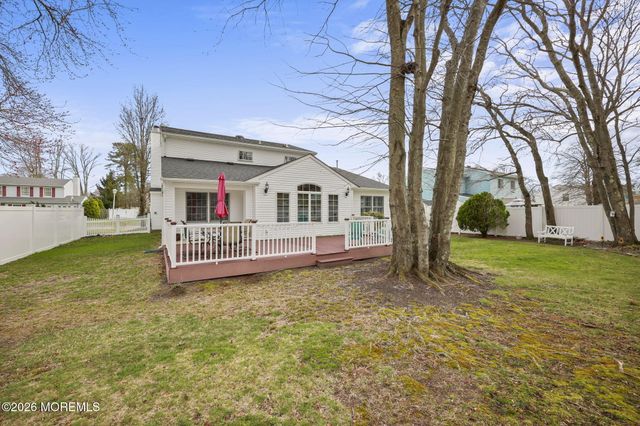 64 Appletree Road, Howell, NJ 07731
