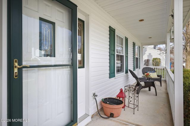 64 Appletree Road, Howell, NJ 07731