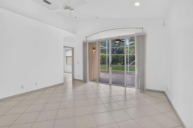 15562 Fiorenza Circle, Delray Beach, FL 33446