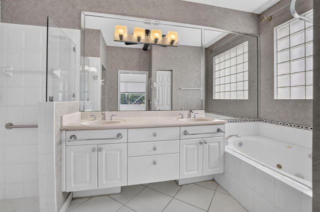 15562 Fiorenza Circle, Delray Beach, FL 33446