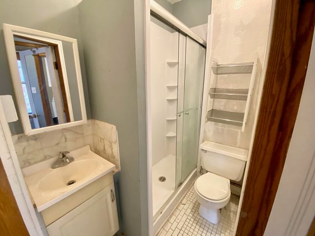 39 Revere St 3, Boston, MA 02114