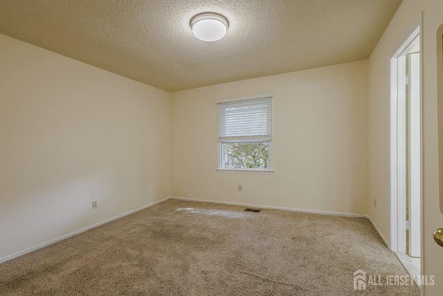 139 Baron Lane, East Brunswick, NJ 08816
