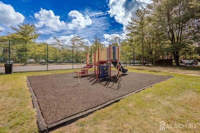 139 Baron Lane, East Brunswick, NJ 08816