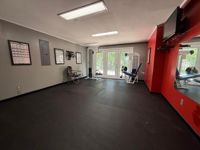 201 E Tennant Circle, Chickamauga, GA 30707