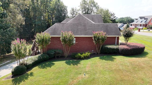 201 E Tennant Circle, Chickamauga, GA 30707