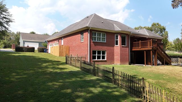 201 E Tennant Circle, Chickamauga, GA 30707