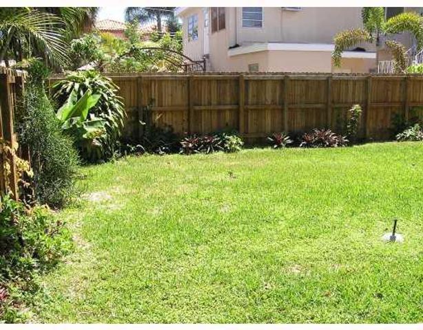 3040 NE 21ST Avenue 4, Fort Lauderdale, FL 33306