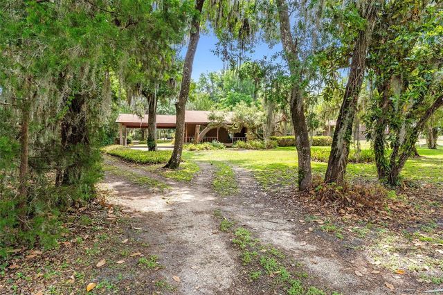 6400 SUNNYSIDE DRIVE, Leesburg, FL 34748