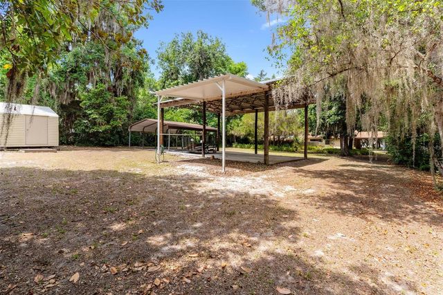 6400 SUNNYSIDE DRIVE, Leesburg, FL 34748