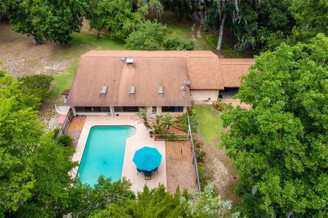 6400 SUNNYSIDE DRIVE, Leesburg, FL 34748