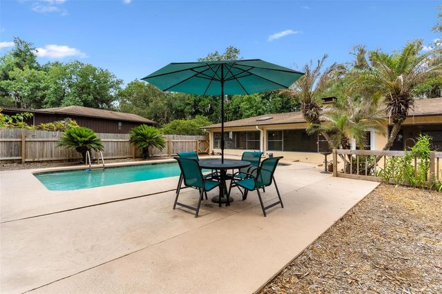 6400 SUNNYSIDE DRIVE, Leesburg, FL 34748