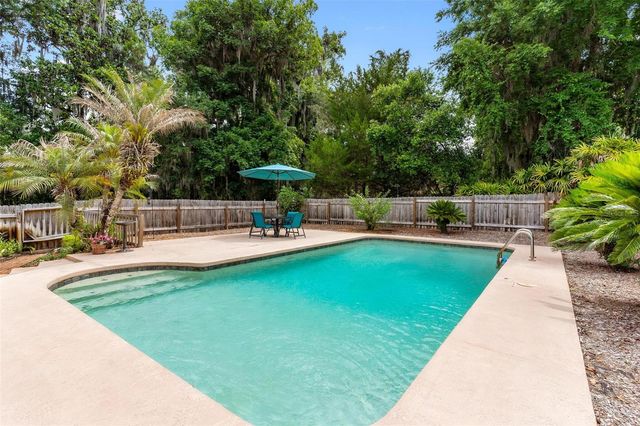 6400 SUNNYSIDE DRIVE, Leesburg, FL 34748