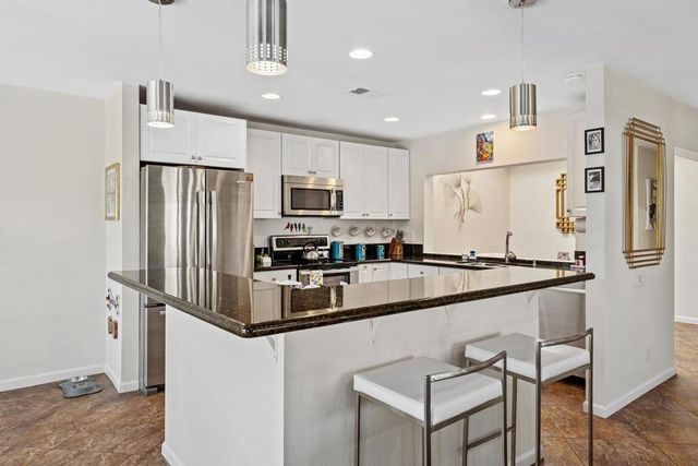 72580 Moonridge Lane, Palm Desert, CA 92260