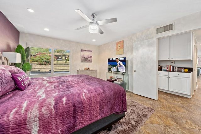 72580 Moonridge Lane, Palm Desert, CA 92260