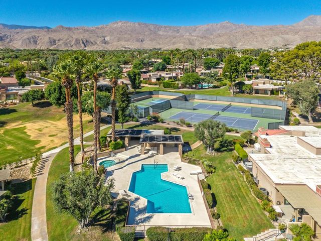 72580 Moonridge Lane, Palm Desert, CA 92260