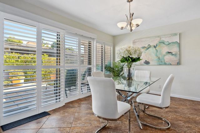 72580 Moonridge Lane, Palm Desert, CA 92260