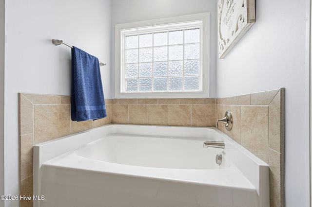 518 Saratoga Road, Sneads Ferry, NC 28460