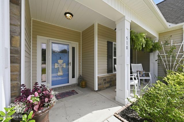 518 Saratoga Road, Sneads Ferry, NC 28460