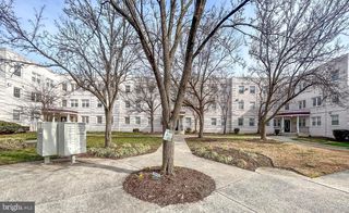 3876 9TH ST SE #302, Washington, DC 20032