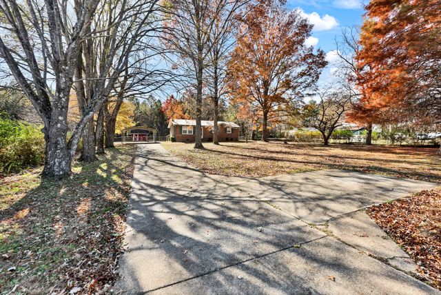 4660 Dover Rd, Indian Mound, TN 37079