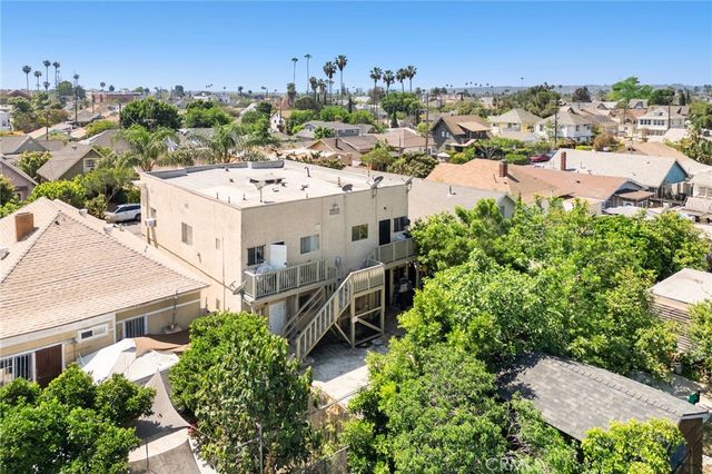 1543 W 22nd Place, Los Angeles, CA 90007