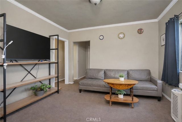 1543 W 22nd Place, Los Angeles, CA 90007