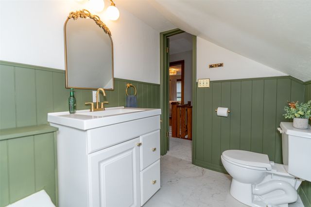 423 E Jefferson Street, Winterset, IA 50273