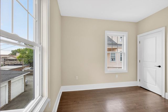 152 Washington St 2, Boston, MA 02135