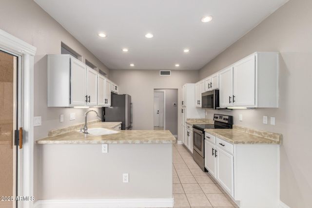 14514 W LAS BRIZAS Lane, Sun City West, AZ 85375