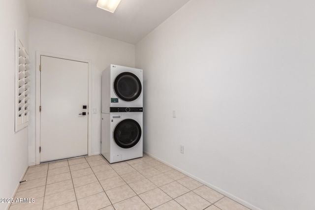 14514 W LAS BRIZAS Lane, Sun City West, AZ 85375