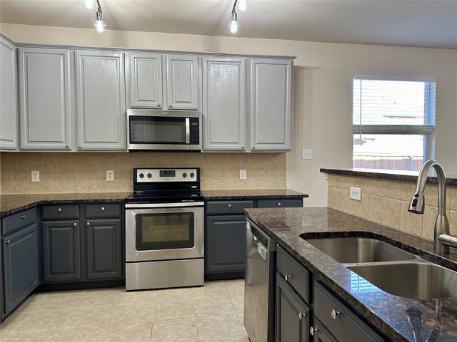 1513 Creek Springs Drive, Allen, TX 75002