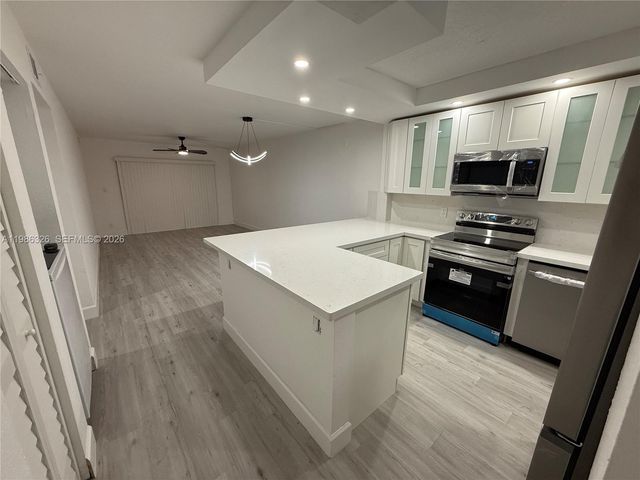 11477 NW 39th Ct 104-1, Coral Springs, FL 33065