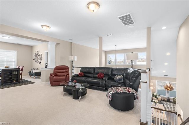 223 Creek Front LN, Suffolk, VA 23435