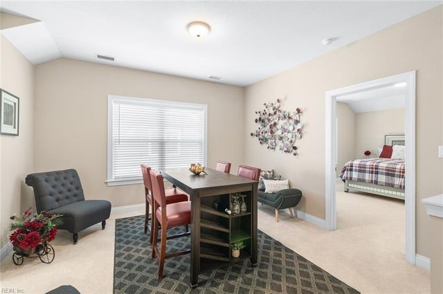 223 Creek Front LN, Suffolk, VA 23435