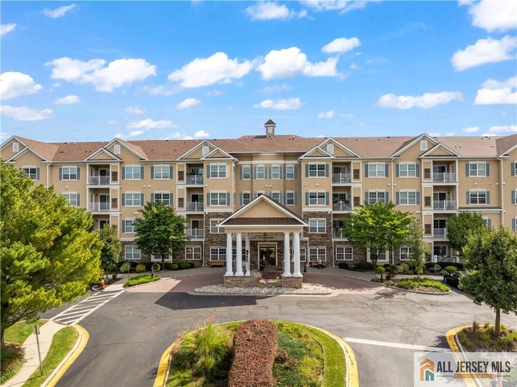 540 Cranbury Road 230, East Brunswick, NJ 08816