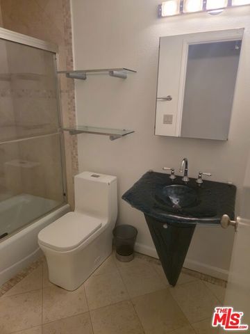 1740 Malcolm Avenue 204, Los Angeles, CA 90024