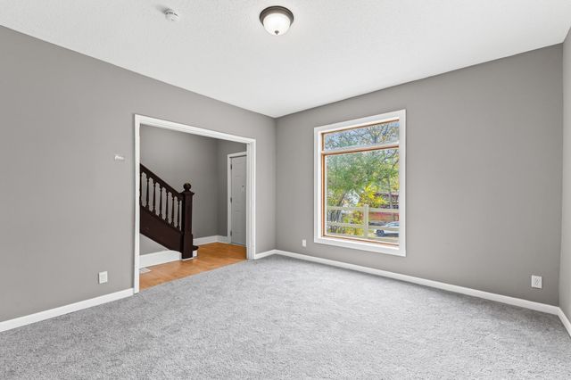 137 Cayuga Street, Saint Paul, MN 55117