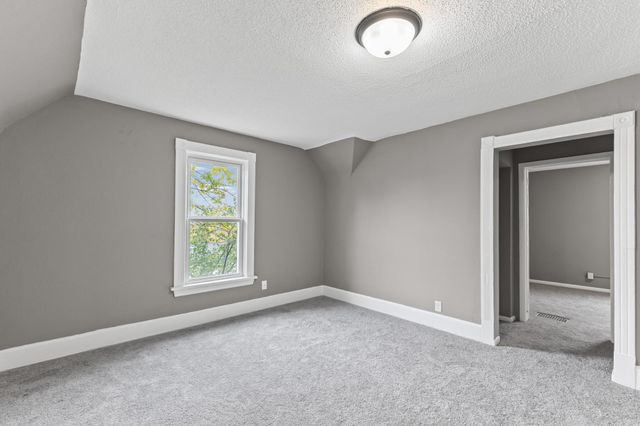 137 Cayuga Street, Saint Paul, MN 55117