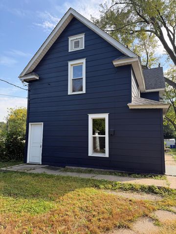 137 Cayuga Street, Saint Paul, MN 55117