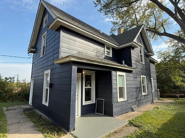 137 Cayuga Street, Saint Paul, MN 55117