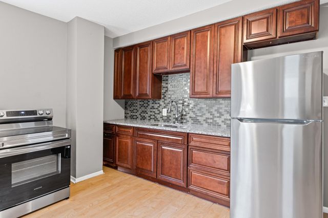 137 Cayuga Street, Saint Paul, MN 55117